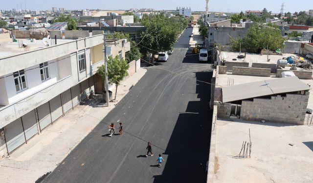 Hilvan’da yollar yenileniyor, ulaşım konforu artıyor