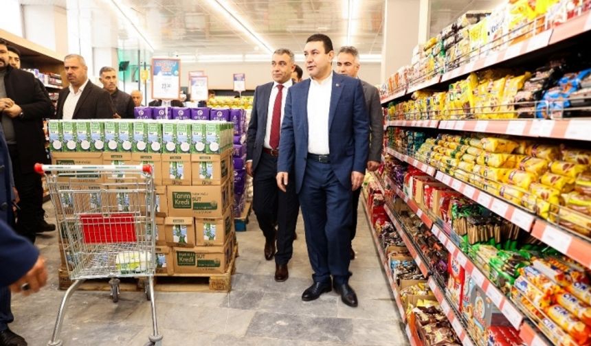 Koperatif marketi Harran'da da açıldı