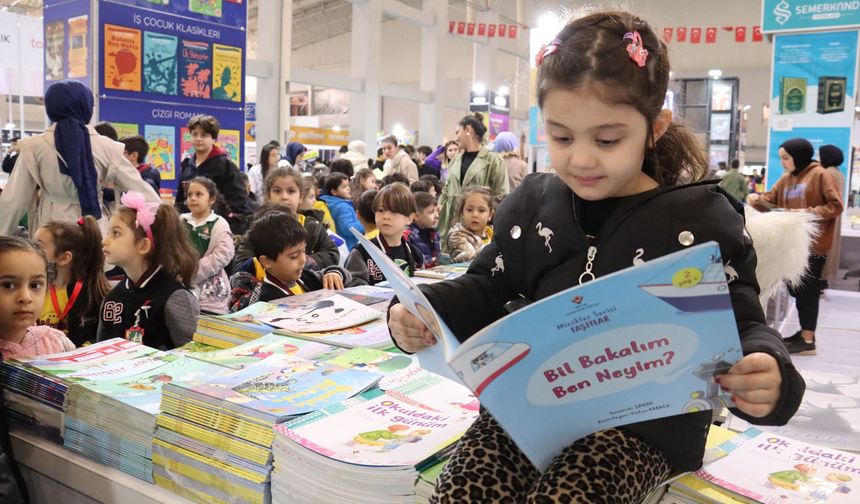 Kitap Fuarı coşkuyla Devam Ediyor