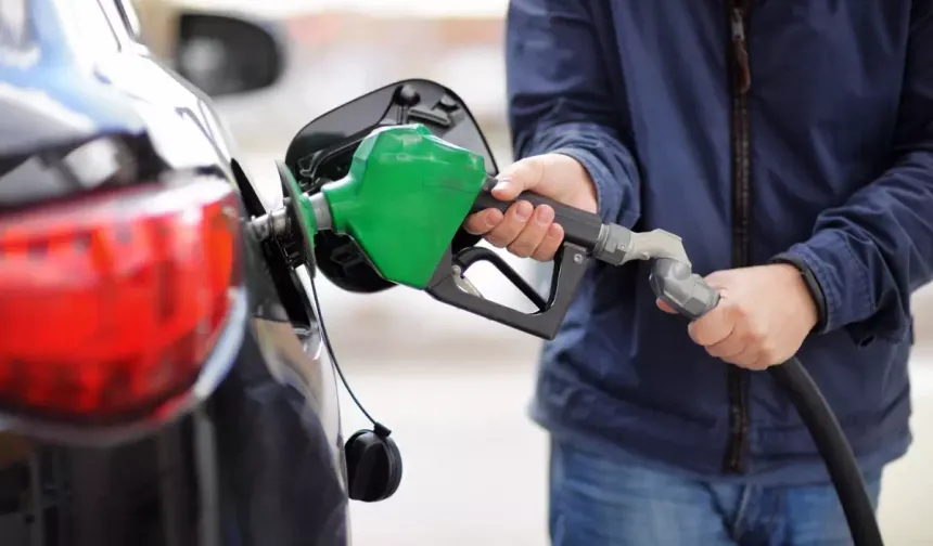 Akaryakıta çifte zam