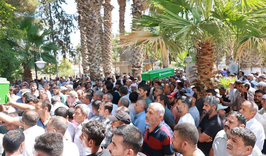 Tarım işçileri toprağa verildi..