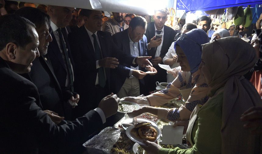 Birecik'te festival coşkuyla devam ediyor