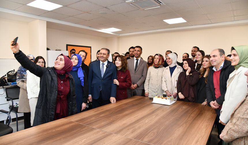 Öğretmenler Günü Urfa'da coşkuyla kutlandı