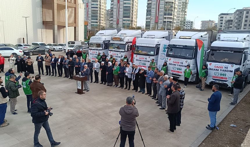 Gazze’ye 3. Yardım Konvoyu Dualarla Uğurlandı