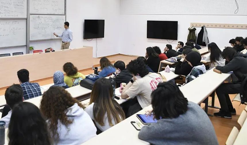 MHP’den Üniversitelilere Büyük Destek