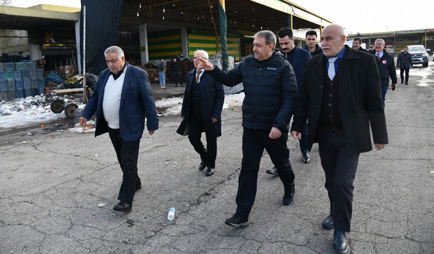 Vali Şıldak'tan esnafa geçmiş olsun ziyareti