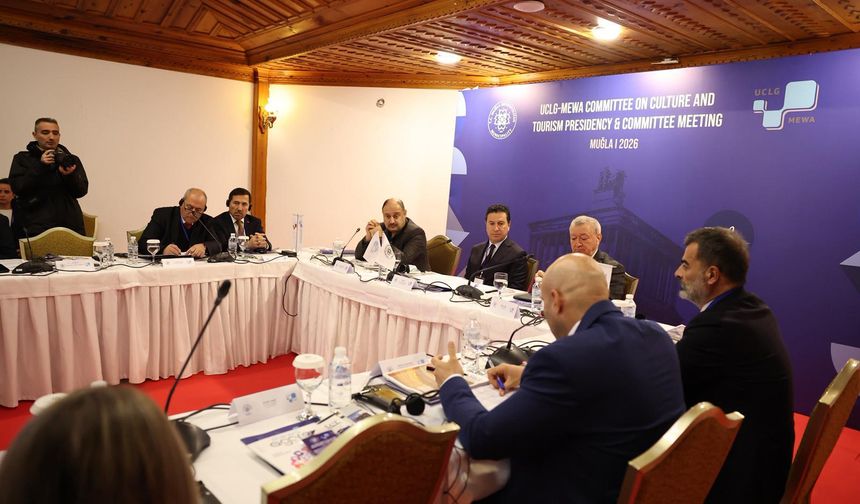 Başkan Gülpınar: “Şehirlerin kimliği kültürle yaşar”