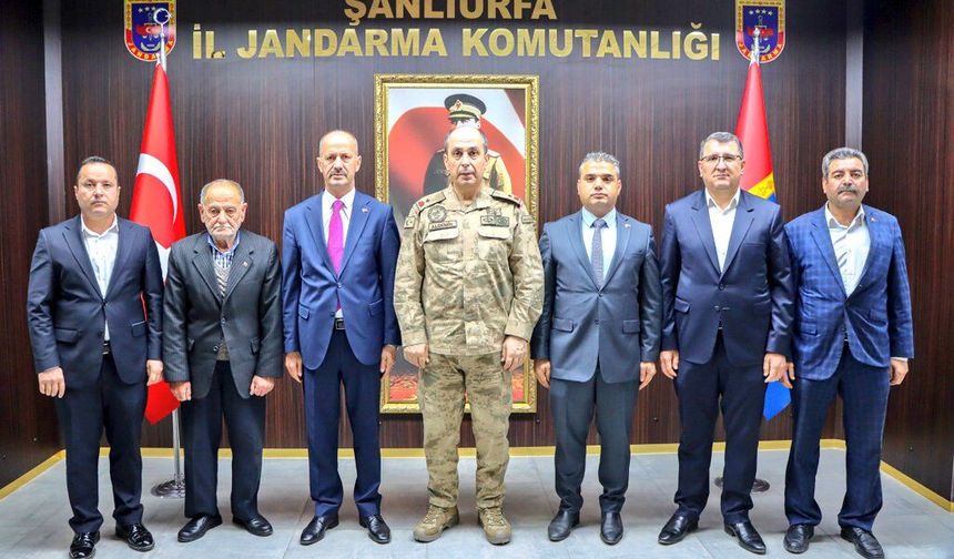 Paşa Aldemir'i ziyaret ettiler