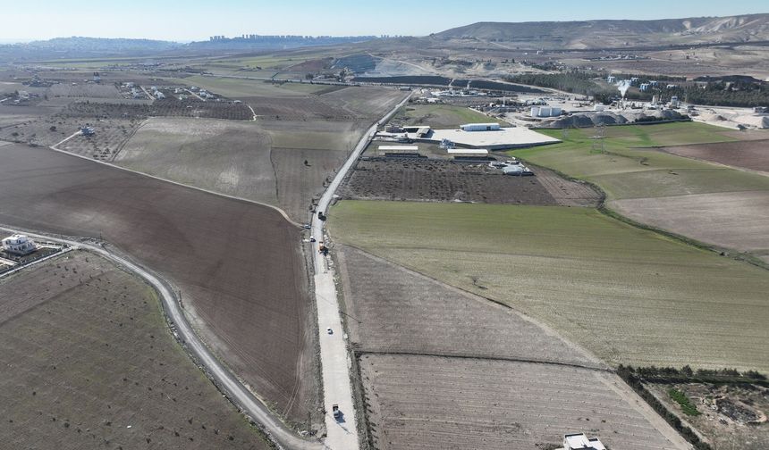 Karaköprü'de 14 km’lik grup yolu sıcak asfaltla buluşuyor