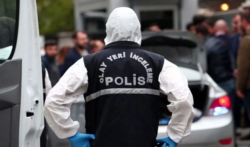 İnşaat işçisi aşağı attığı demirle oğlunu öldürdü