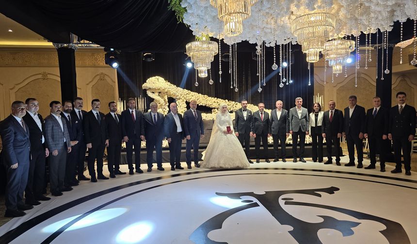 Şanlıurfa’da muhteşem düğün...