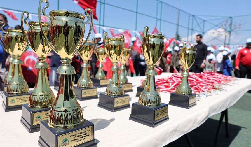 Eyyübiyeli çocuklar 23 Nisan Futbol Turnuvasında buluştu