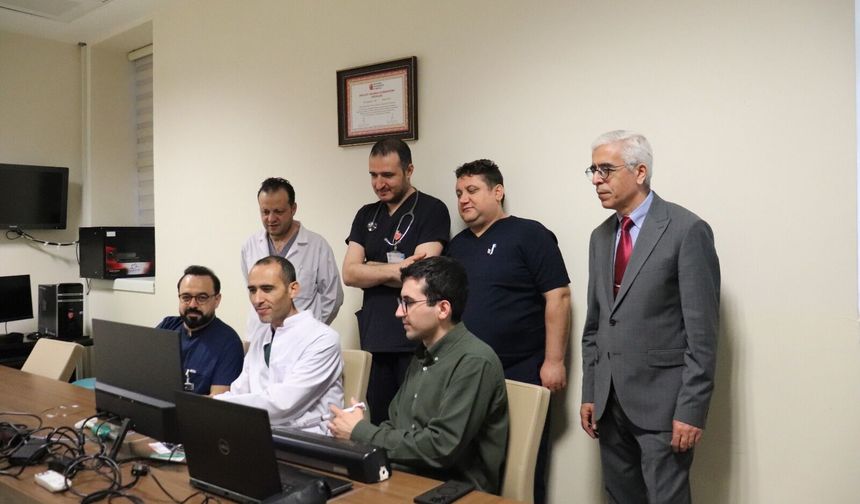 KARDİYOLOJİ’DE SİMÜLASYONLA İNVAZİV EĞİTİM DÜZENLENDİ