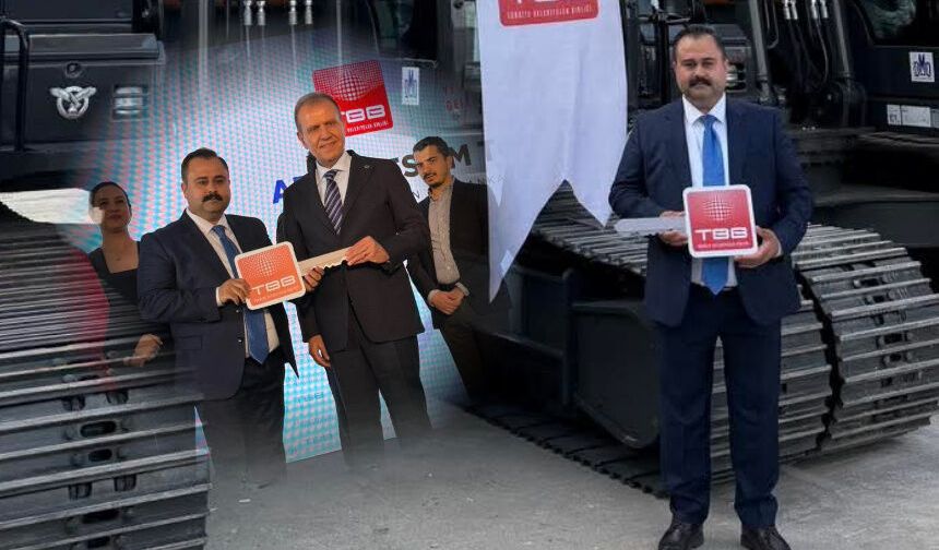 Viranşehir Belediyesine bir iş makinesi daha kazandırıldı