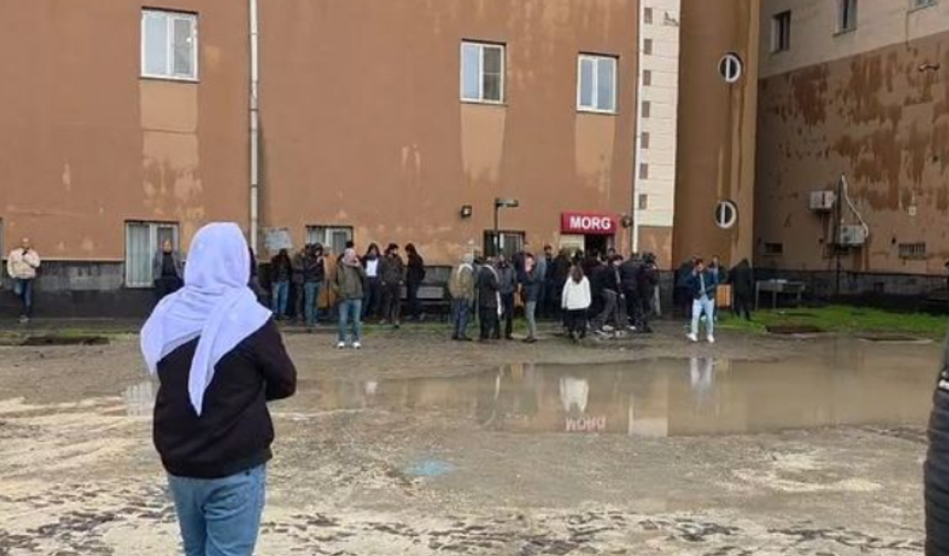 Okulun bahçesine yıldırım düştü: 2 çocuk hayatını kaybetti