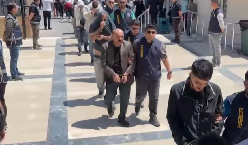 Şanlıurfa merkezli 11 ilde sahte site ve sosyal medya dolandırıcılığı operasyonu