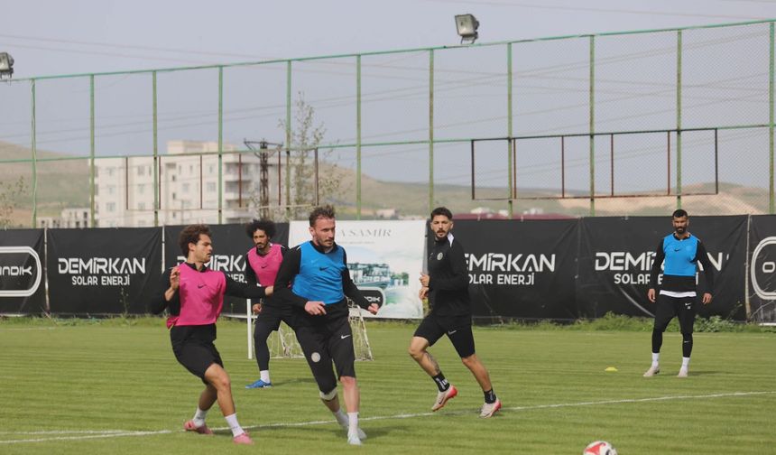 Urfaspor Play-Off için kenetlendi! Son 2 maç kaderi belirleyecek