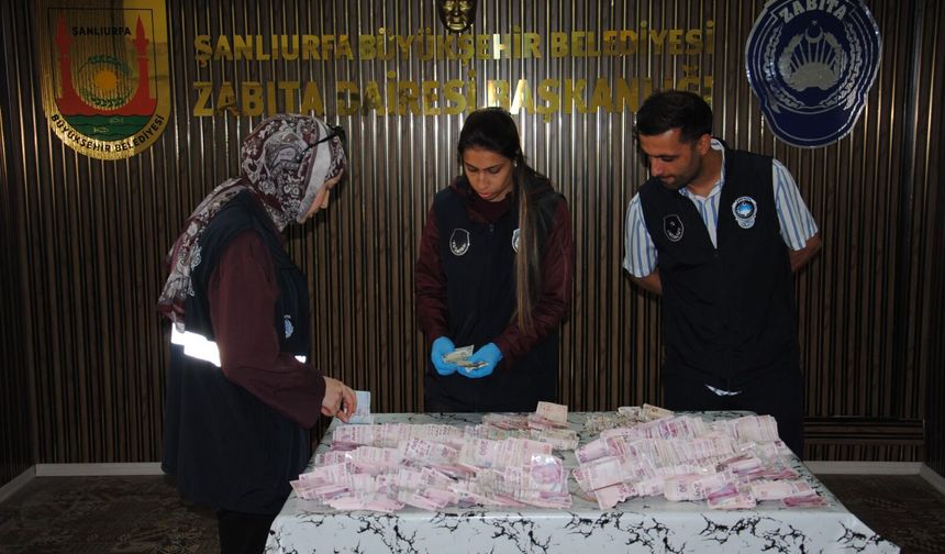 Şanlıurfa’da şoke eden görüntü! Dilencinin üzerinden servet çıktı