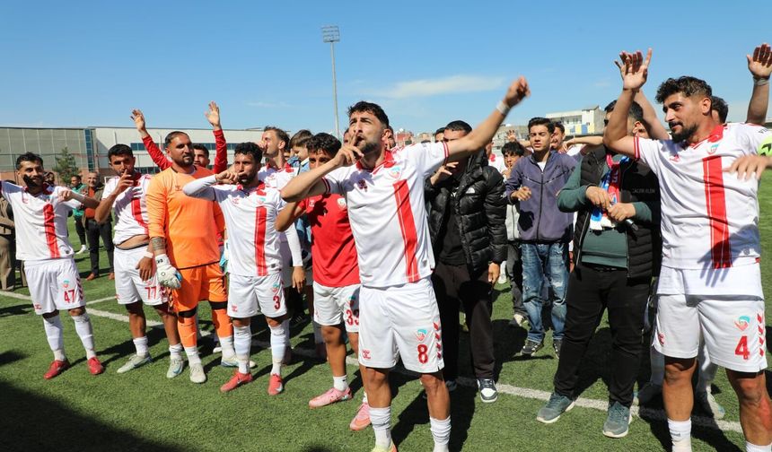 Viranşehir Belediyespor Namağlup Şampiyon! Gözler Play-Off’ta