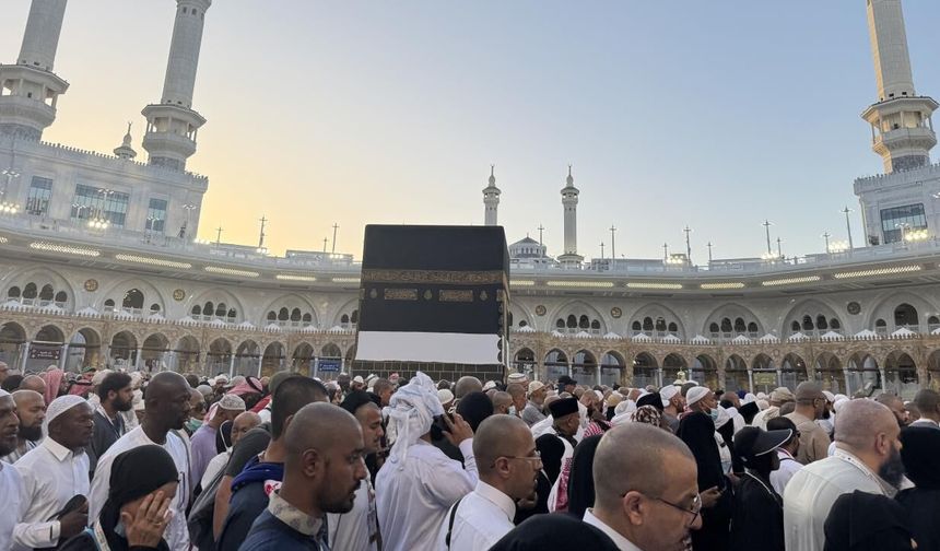 Diyanet duyurdu: 2026-2027 umre başvuruları başladı