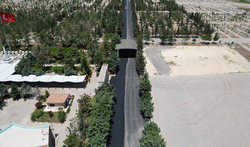 Yeni Asri Aile Mezarlığı’nda ulaşım konforu artırıldı