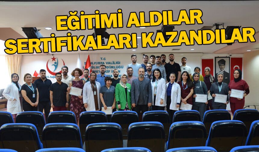 Hemşireler eğitimi tamamladı: Sertifikaları Başhekim Şeyhanlı verdi