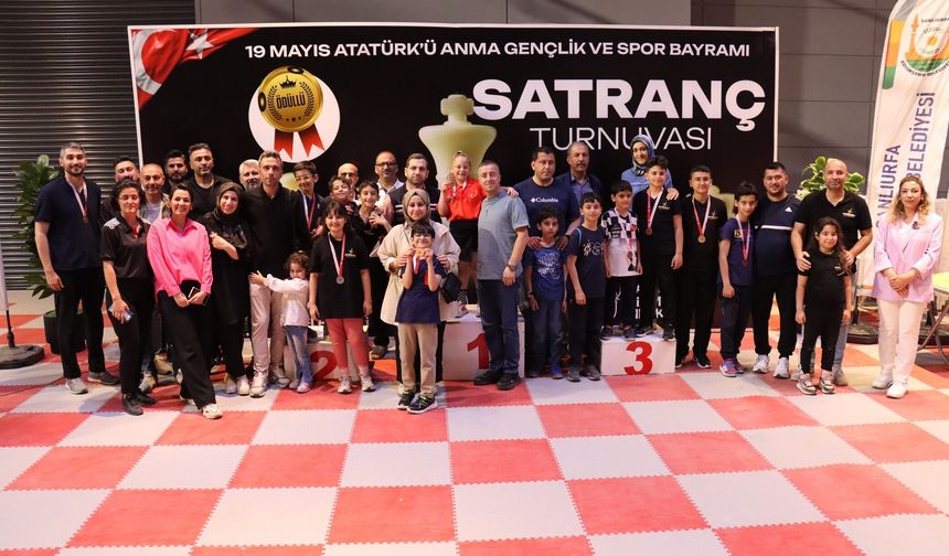 Urfa’da geleceğin satranç ustaları ödüllendirildi