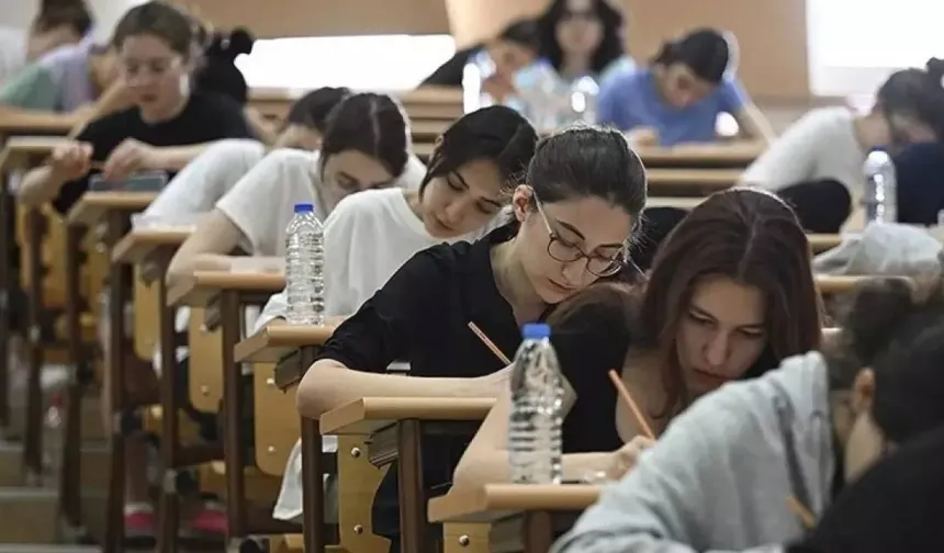 Şanlıurfa’da üniversite heyecanı: YKS’nin ilk oturumu başladı