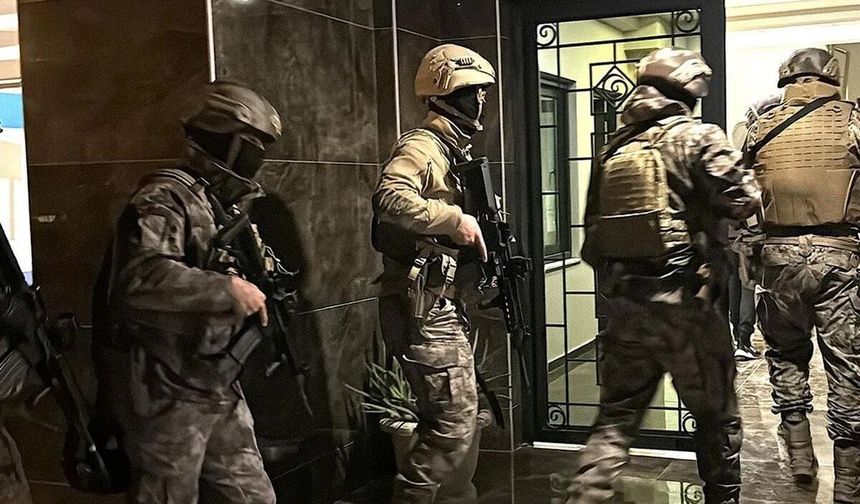 Urfa ile 11 ilde kırmızı bültenli çetelere operasyon!