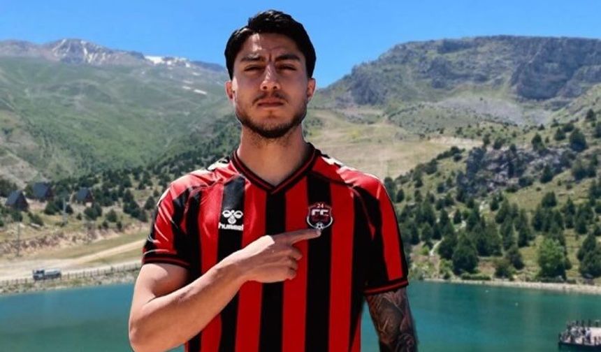Urfaspor forması giyiyordu! Yeni takımına imza attı