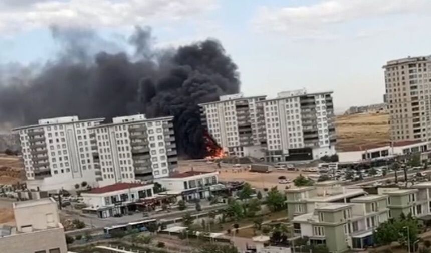 Mağaza küle döndü..
