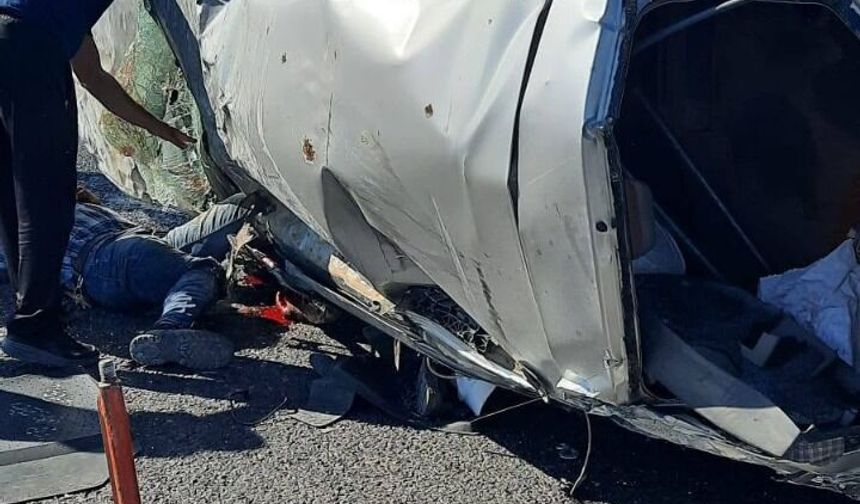 Urfa Adıyaman yolunda feci kaza: 2 kişi hayatını kaybetti