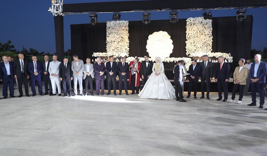Adeta Protokol Zirvesi: Sezer ve Yeşildağ Ailelerinin Mutlu Günü