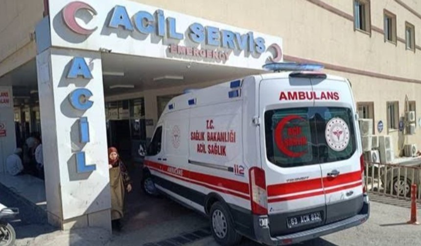 Şanlıurfa’da korkutan kaza! Traktör devrildi, 2 yaralı
