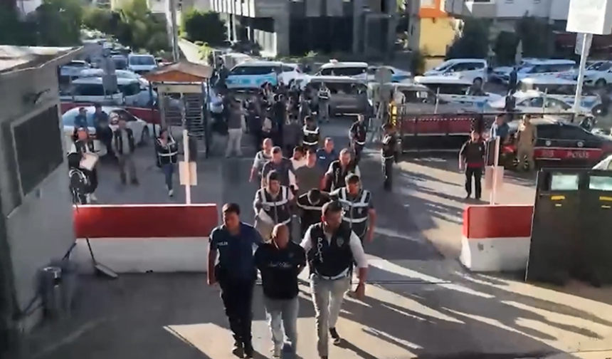 Şanlıurfa'nın da dahil olduğu dev operasyonda tonlarca uyuşturucu ele geçirildi