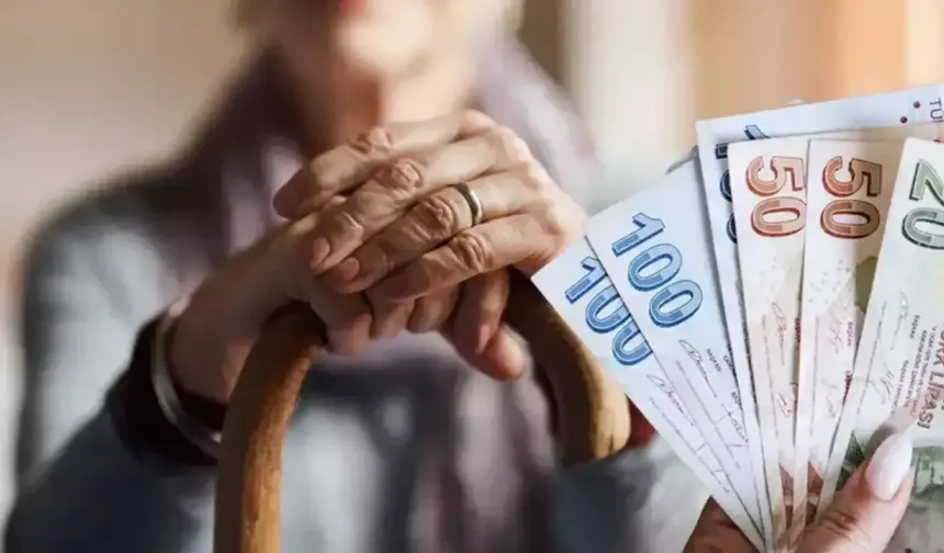 Evde Bakım Yardımı ödemeleri zamlı yatırılmaya başlandı