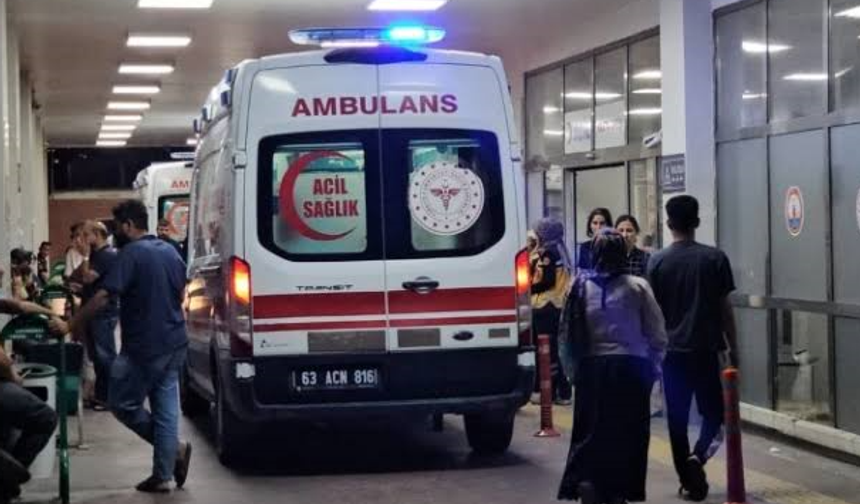 Şanlıurfa’da araç şarampole uçtu: 4 kişi yaralandı