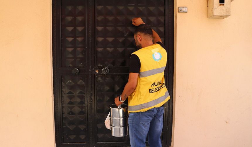 Haliliye’de her gün 4 bin 898 vatandaşa sıcak yemek desteği
