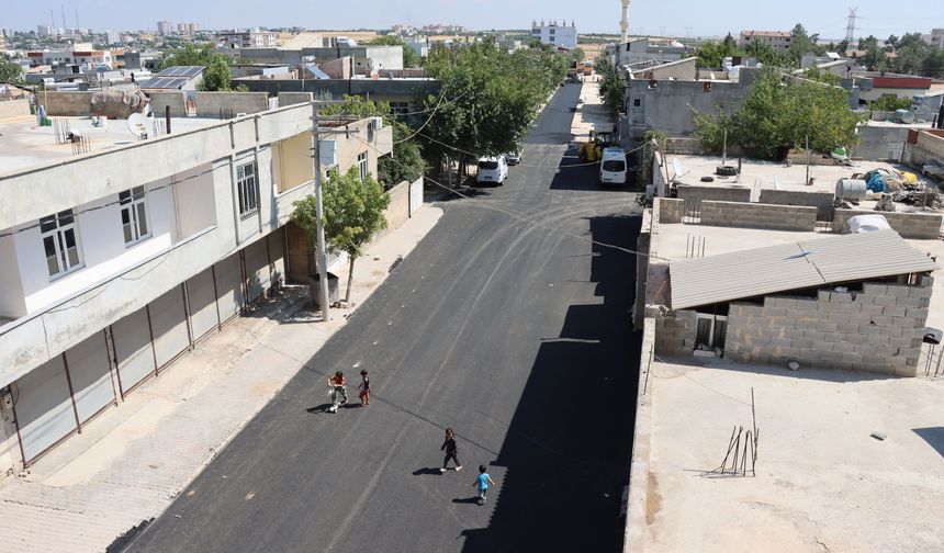 Hilvan’da yollar yenileniyor, ulaşım konforu artıyor