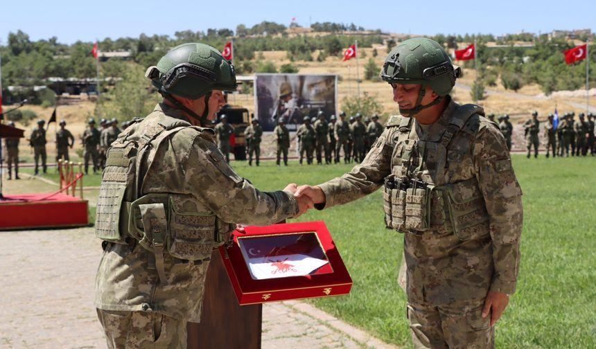 Tuğgeneral Haluk Erdem görevi devraldı