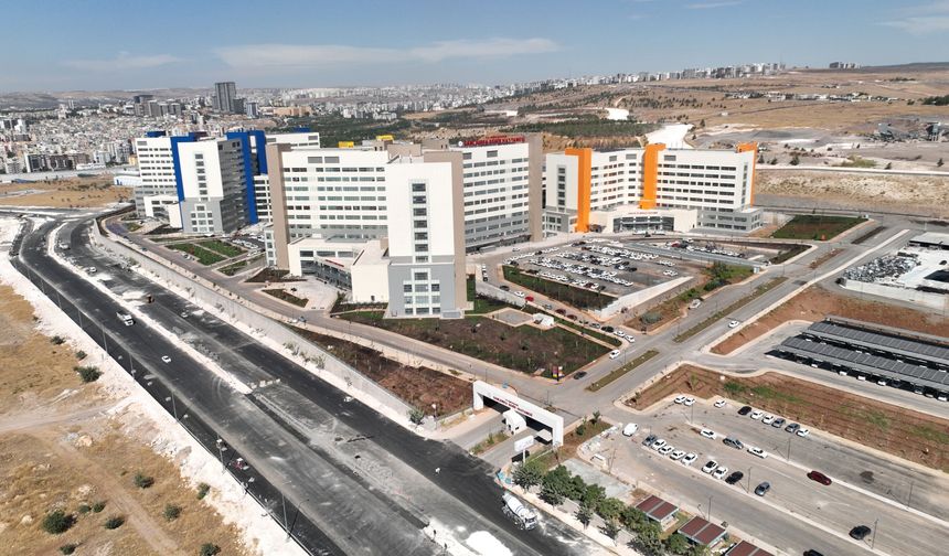 Büyükşehir, Şanlıurfa Şehir Hastanesi yolunda ulaşımı rahatlatıyor