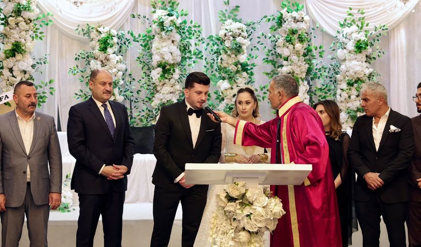 Yılmaz ve Özbulur Ailelerinin Mutlu Gecesi