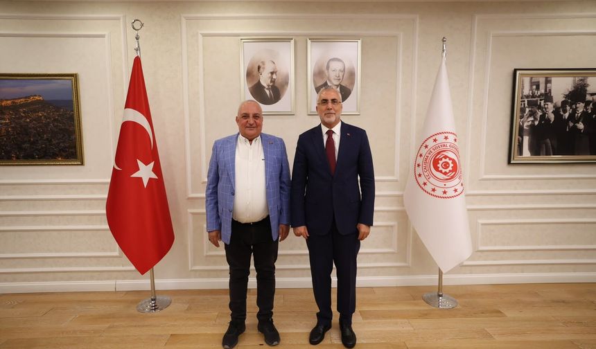 Şanlıurfalı İş İnsanı Necip Özbek’ten Bakan Işıkhan’a Anlamlı Ziyaret