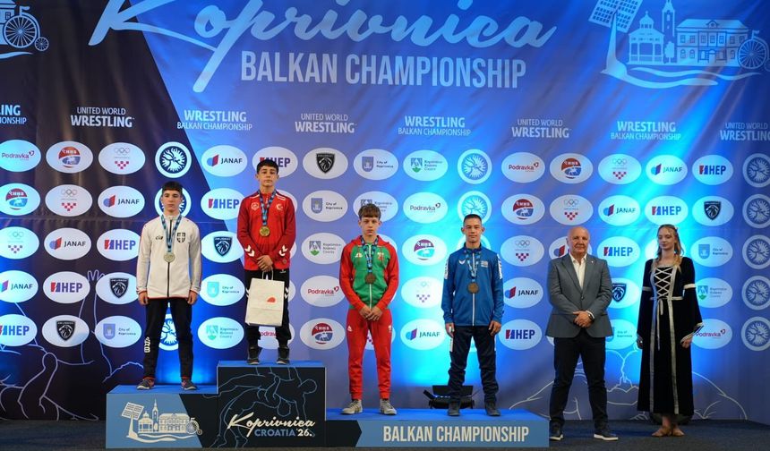 Şanlıurfa’nın genç güreşçisi balkanları fethetti