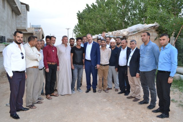 AK Parti Şanlıurfa Milletvekili ve Milletvekili Adayı Halil Özcan, seçim çalışmalarını sürdürüyor