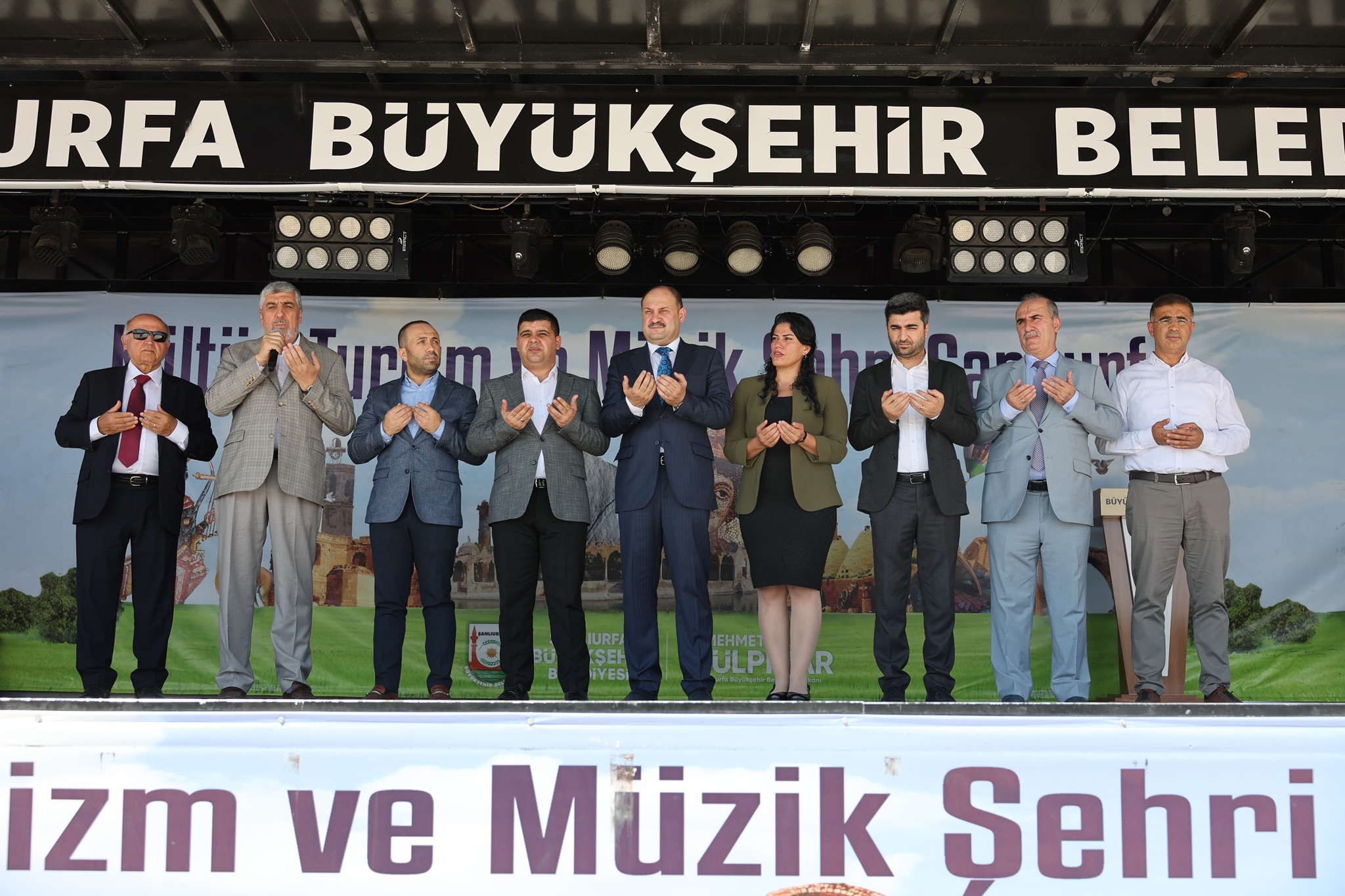 Başkan Gülpinar “Suruç Artik İhmalle Deği̇l, Hi̇zmetle Anilacak” (24)