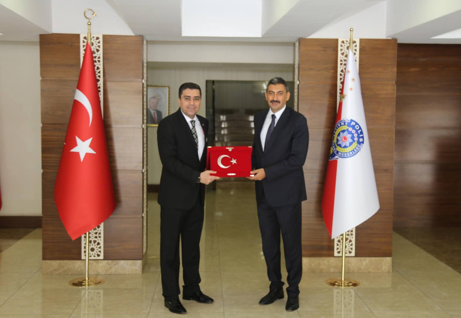 F B I M G 1754427989030