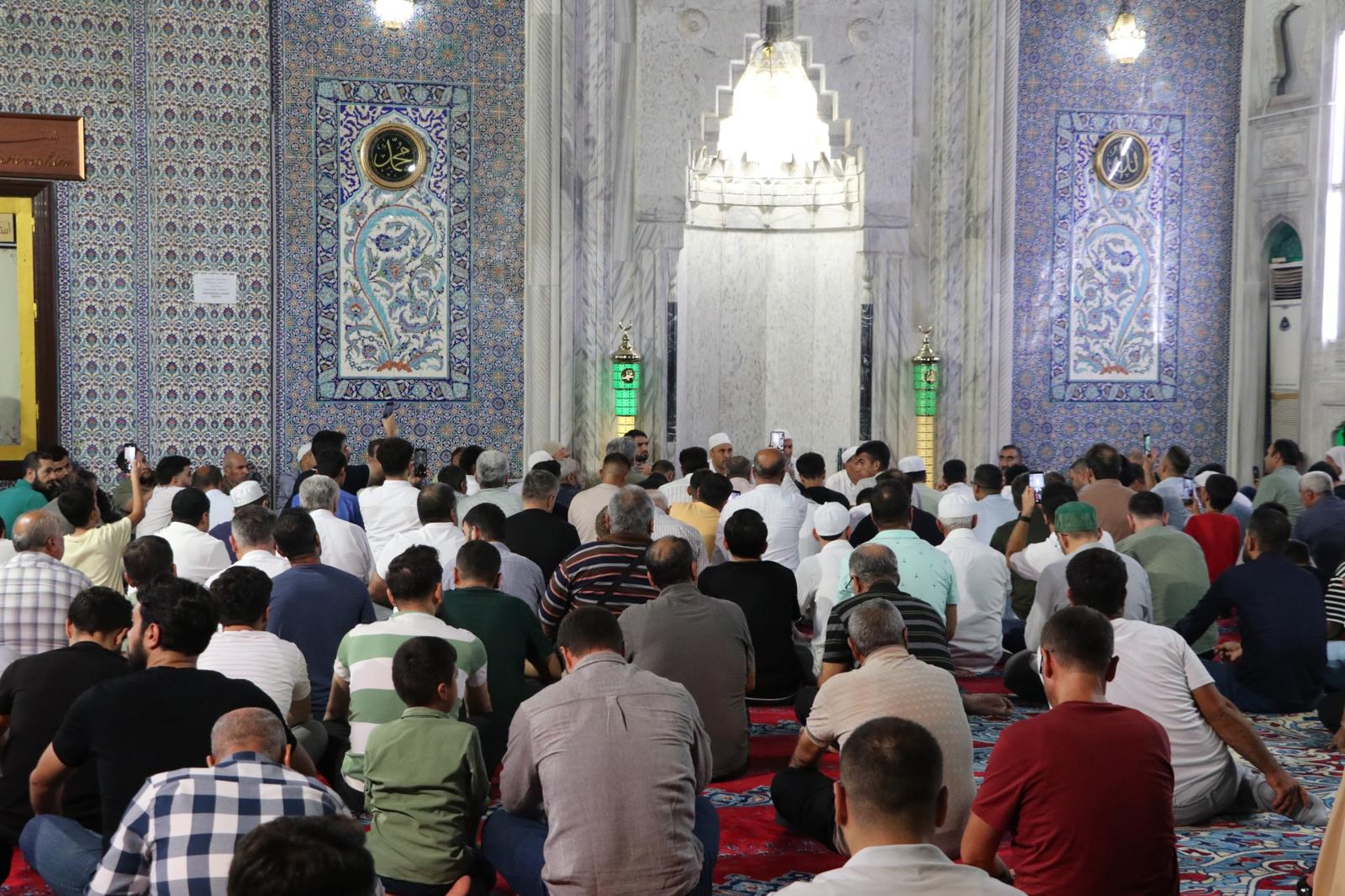 22717F95 70E5 4C21 A069 06A844B02E8E