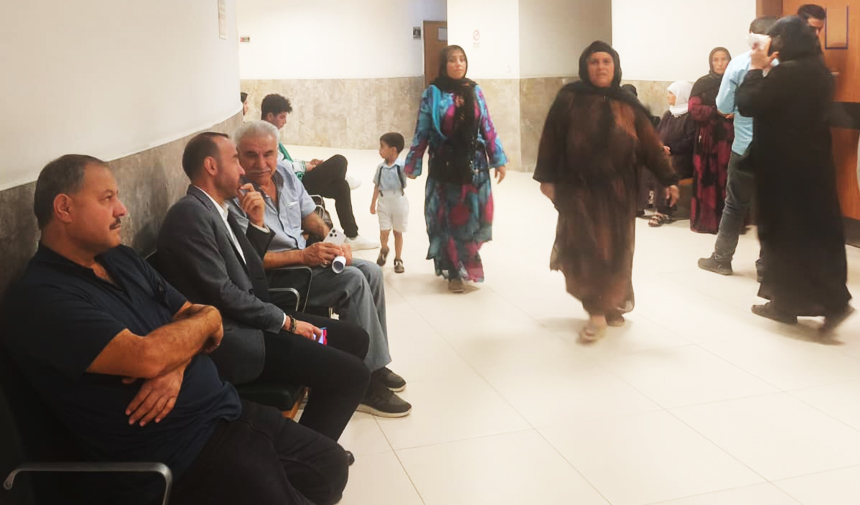 Feri̇t Şenyaşar Sira Bekledi̇1