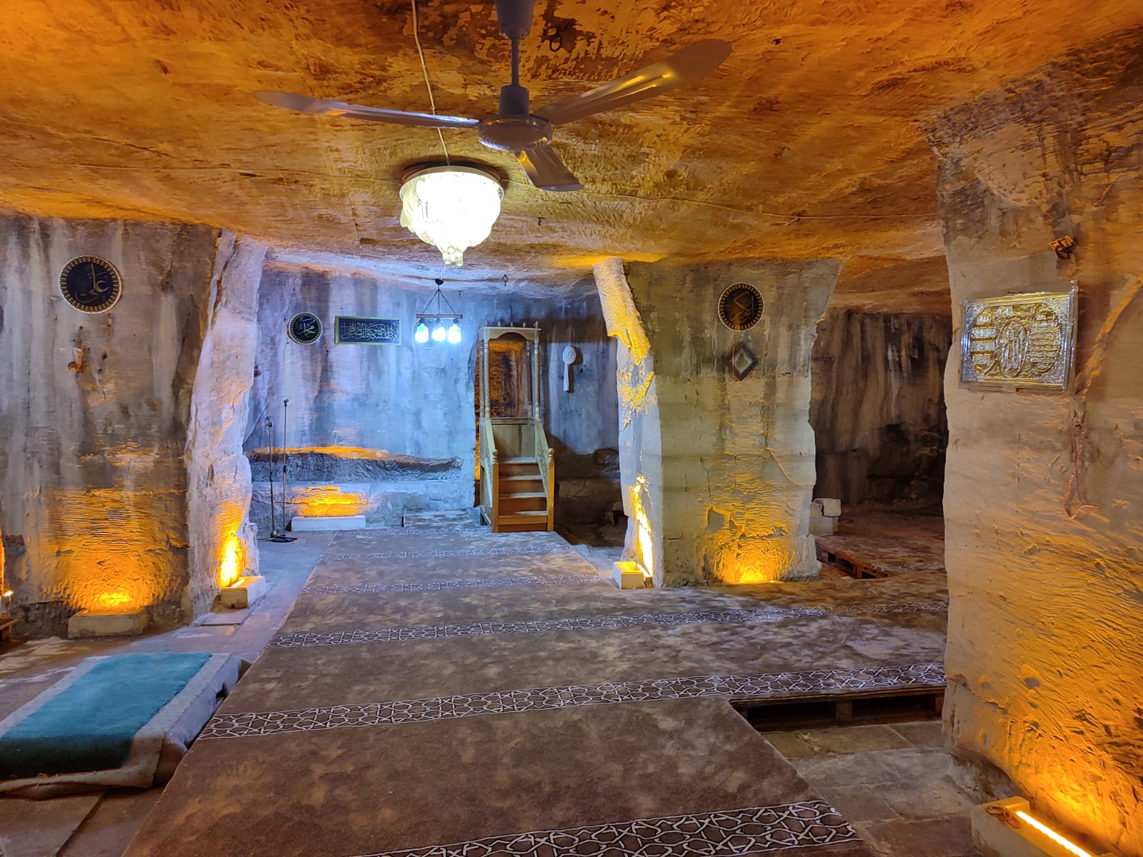 107F538A 642F 4744 A37C F1204Be50C80